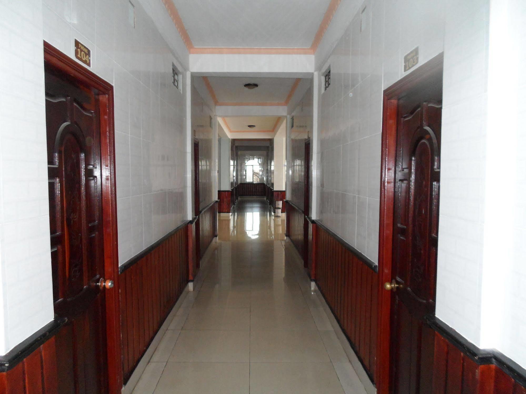 Rang Dong Hotel Mỹ Tho Extérieur photo